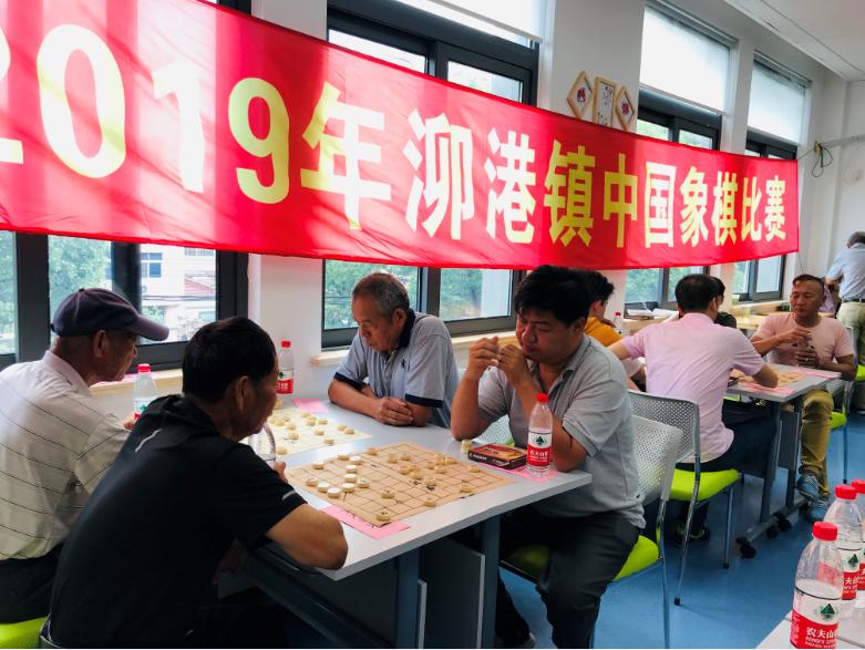 上海市社區(qū)<a href=http://m.pjhwys.cn target=_blank class=infotextkey>健身</a>俱樂部